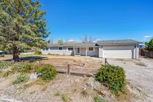 17505 Fantail St, Reno, NV 89508 - Photo 4