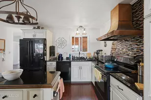 2755 Judith Ln, Reno, NV 89503 - Photo 8