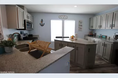 210 Chateau Way, Yerington, NV 89447 - Photo 10