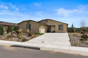 135 Avalanche Dr, Dayton, NV 89403 - Photo 2