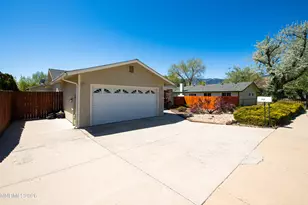 925 Tourmaline Dr, Carson City, NV 89705 - Photo 2