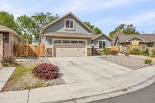 210 Heather Ln, Fernley, NV 89408 - Photo 2
