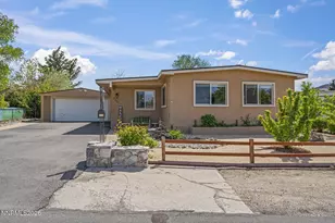 280 Aquarius Cir, Reno, NV 89521 - Photo 2