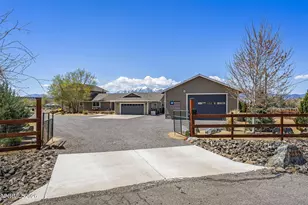 1324 Tamzy Ct, Gardnerville, NV 89410 - Photo 2