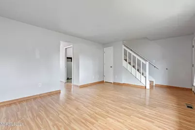 718 Travis Drive #Unit B, Carson City, NV 89701 - Photo 8