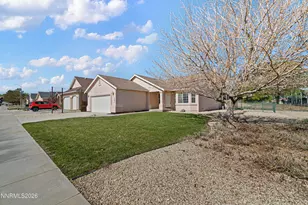 141 Desert Lakes Dr, Fernley, NV 89408 - Photo 2