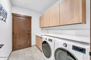 25 Beach Club Dr, Stateline, NV 89449 - Photo 18