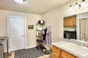 636 Husker St, Winnemucca, NV 89445 - Photo 38