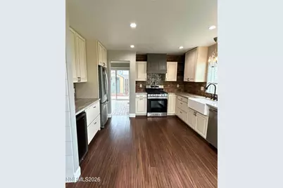 2205 Stowe Drive, Reno, NV 89511 - Photo 4