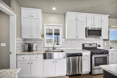 18 Kelsey Court, Dayton, NV 89403 - Photo 8