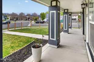 1347 Scarlet Oak Dr, Gardnerville, NV 89410 - Photo 6