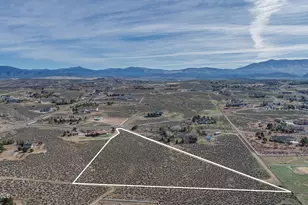 1482 Wild Iris Ct, Gardnerville, NV 89410 - Photo 1