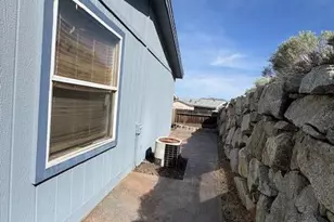 2166 Camellia Dr, Reno, NV 89512 - Photo 30