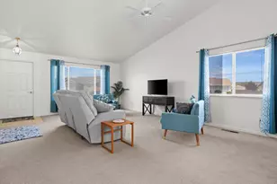 2215 Ellice Wy, Fernley, NV 89408 - Photo 6