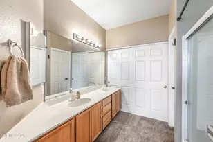 22 Kaweah Ct, Sparks, NV 89436 - Photo 10