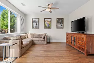 2730 Tobiano Dr, Reno, NV 89521 - Photo 10