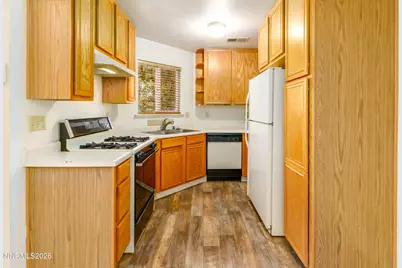 2675 Sycamore Glen Drive #APT 3, Sparks, NV 89434 - Photo 12