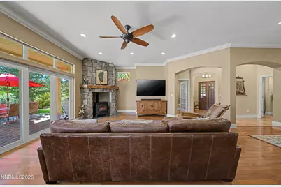 310 Kitts Way, Reno, NV 89521 - Photo 10