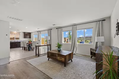 638 Coyote Bluff Court, Reno, NV 89506 - Photo 4
