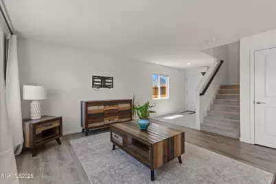 638 Coyote Bluff Court, Reno, NV 89506 - Photo 6