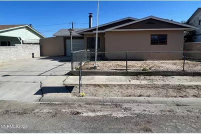 117 W 4th Street, Hawthorne, NV 89415 - Photo 4