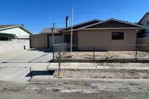117 W 4th St, Hawthorne, NV 89415 - Photo 4