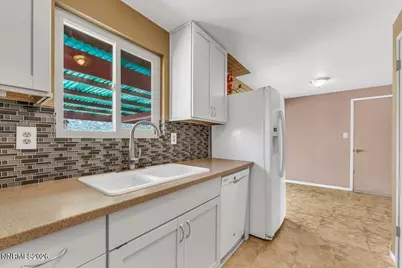 9070 Reservoir Street, Reno, NV 89506 - Photo 12