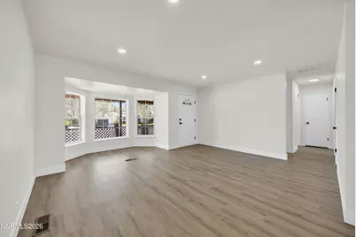 136 York Way, Sparks, NV 89431 - Photo 4