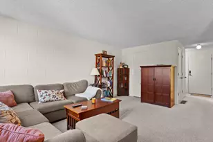 121 Lake Glen Dr, Carson City, NV 89703 - Photo 6