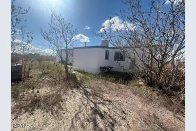 2780 E 2nd Street, Silver Springs, NV 89429 - Photo 2