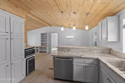 4711 W Leonesio Drive, Sun Valley, NV 89433 - Photo 12