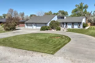 1500 Manchester Cir, Fallon, NV 89406 - Photo 1