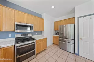 9640 Silver Desert Way, Reno, NV 89506 - Photo 30