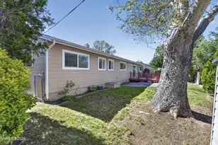 2220 Oreana Dr, Reno, NV 89509 - Photo 48