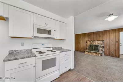 731 Desert View Court, Sparks, NV 89434 - Photo 8