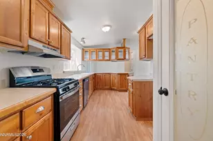 2825 Winnemucca St, Silver Springs, NV 89429 - Photo 10