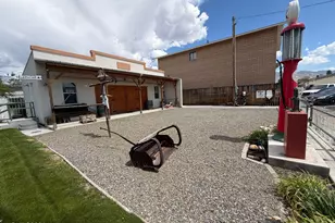 451 W 2nd St, Winnemucca, NV 89445 - Photo 8
