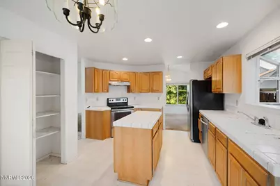 984 Hilltop Drive, Indian Hills, NV 89705 - Photo 10