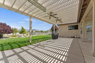 11660 Eagle Peak Dr, Sparks, NV 89441 - Photo 44