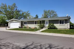 452 Argenta Ave, Winnemucca, NV 89445 - Photo 2