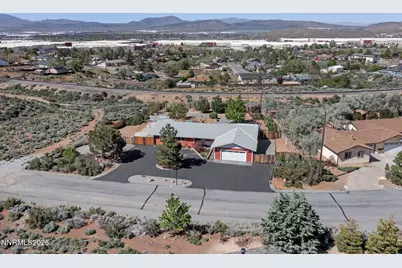 8195 Blackfoot Way, Reno, NV 89506 - Photo 2