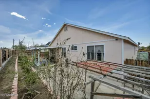 570 Sunrise Cir, Fernley, NV 89408 - Photo 36