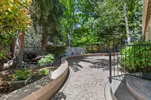 1195 Waverly Ct, Reno, NV 89519 - Photo 32