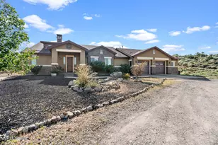 5764 Carl Dr Dr, Reno, NV 89511 - Photo 2