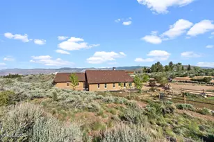 5764 Carl Dr Dr, Reno, NV 89511 - Photo 48