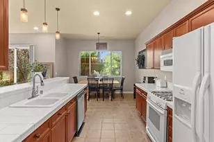7475 Europa Dr, Sparks, NV 89436 - Photo 16
