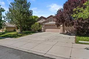 7475 Europa Dr, Sparks, NV 89436 - Photo 2