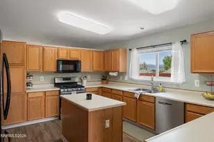 17235 Aquamarine Dr, Reno, NV 89508 - Photo 12