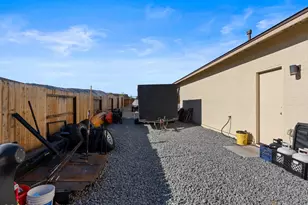 319 Grafton Dr, Sparks, NV 89441 - Photo 44