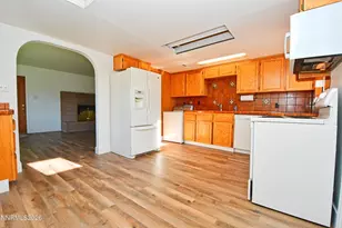 10 E J St, Sparks, NV 89431 - Photo 8